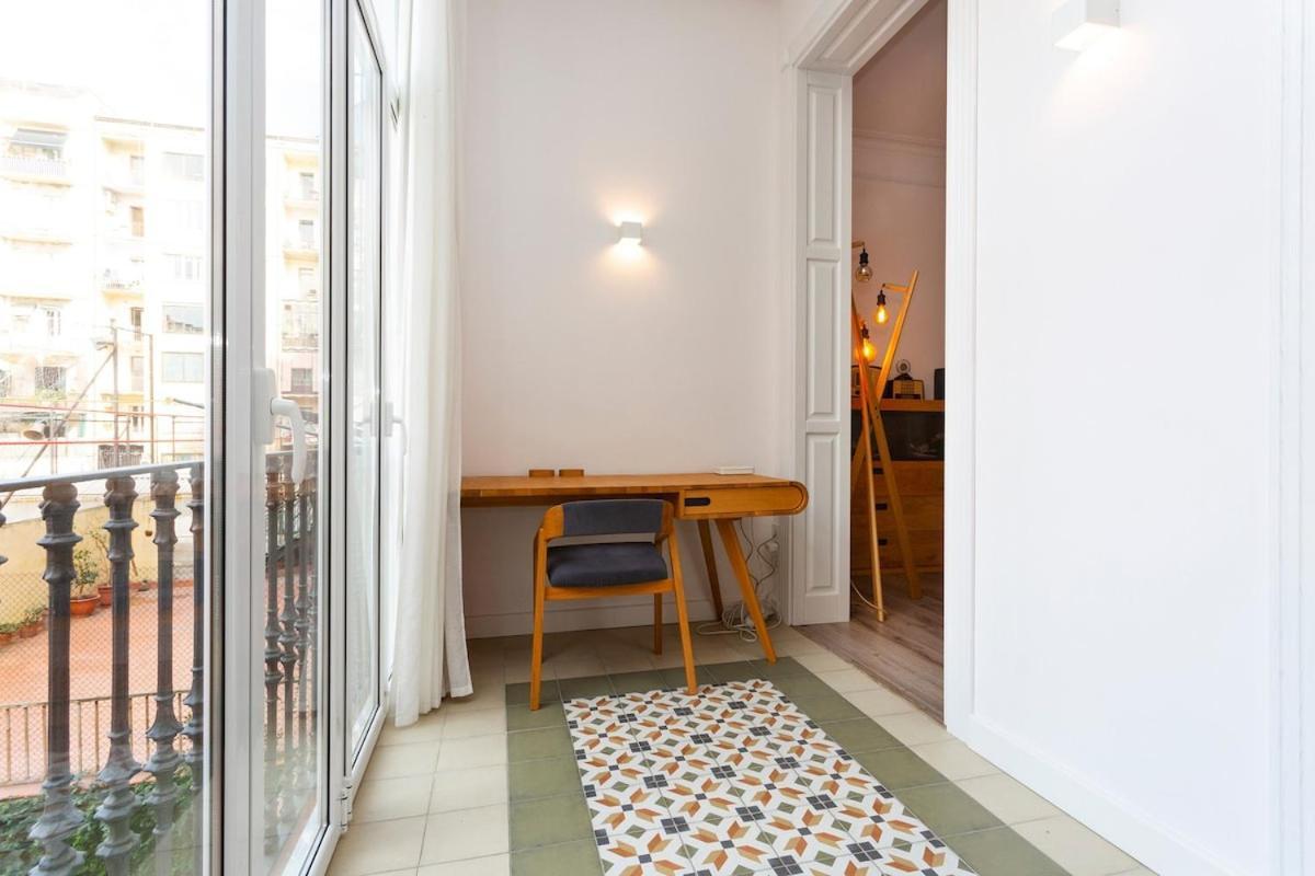 Moderno Y Espacioso En Calle Mallorca Apartamento
